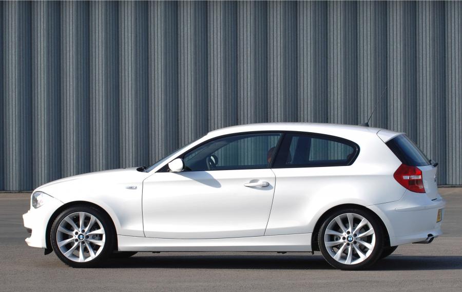  BMW 1-Series 3-Door 2007 года  (фото 5 из 9)